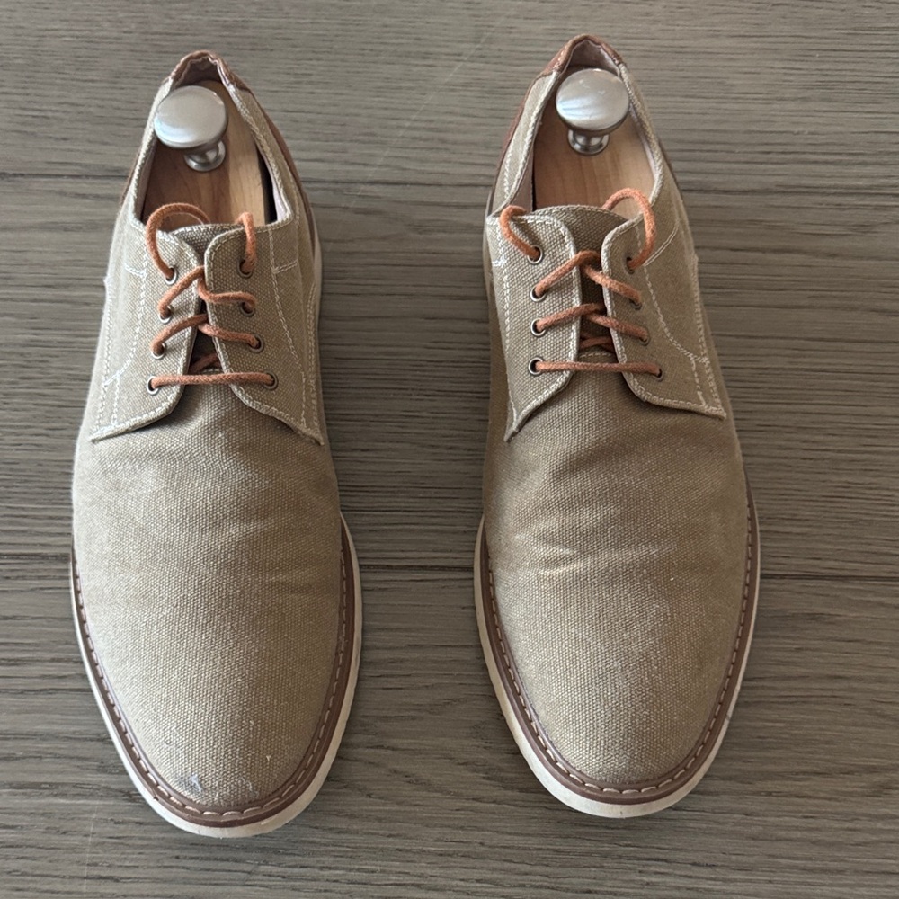 Florsheim Men's Brown Canvas Oxfords